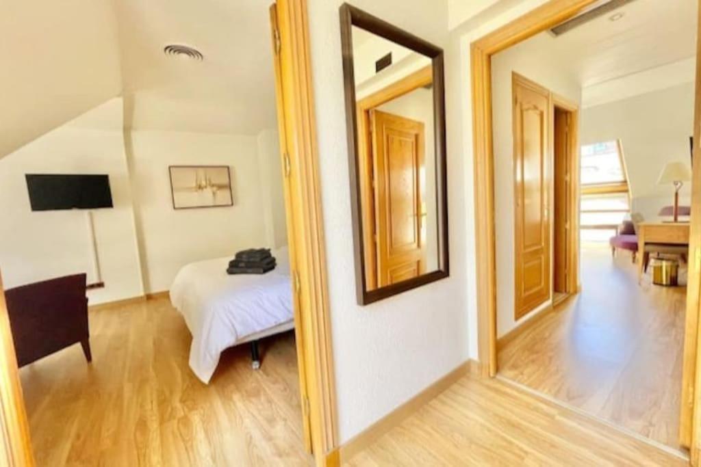 Edificio Leganitos Appartement Madrid